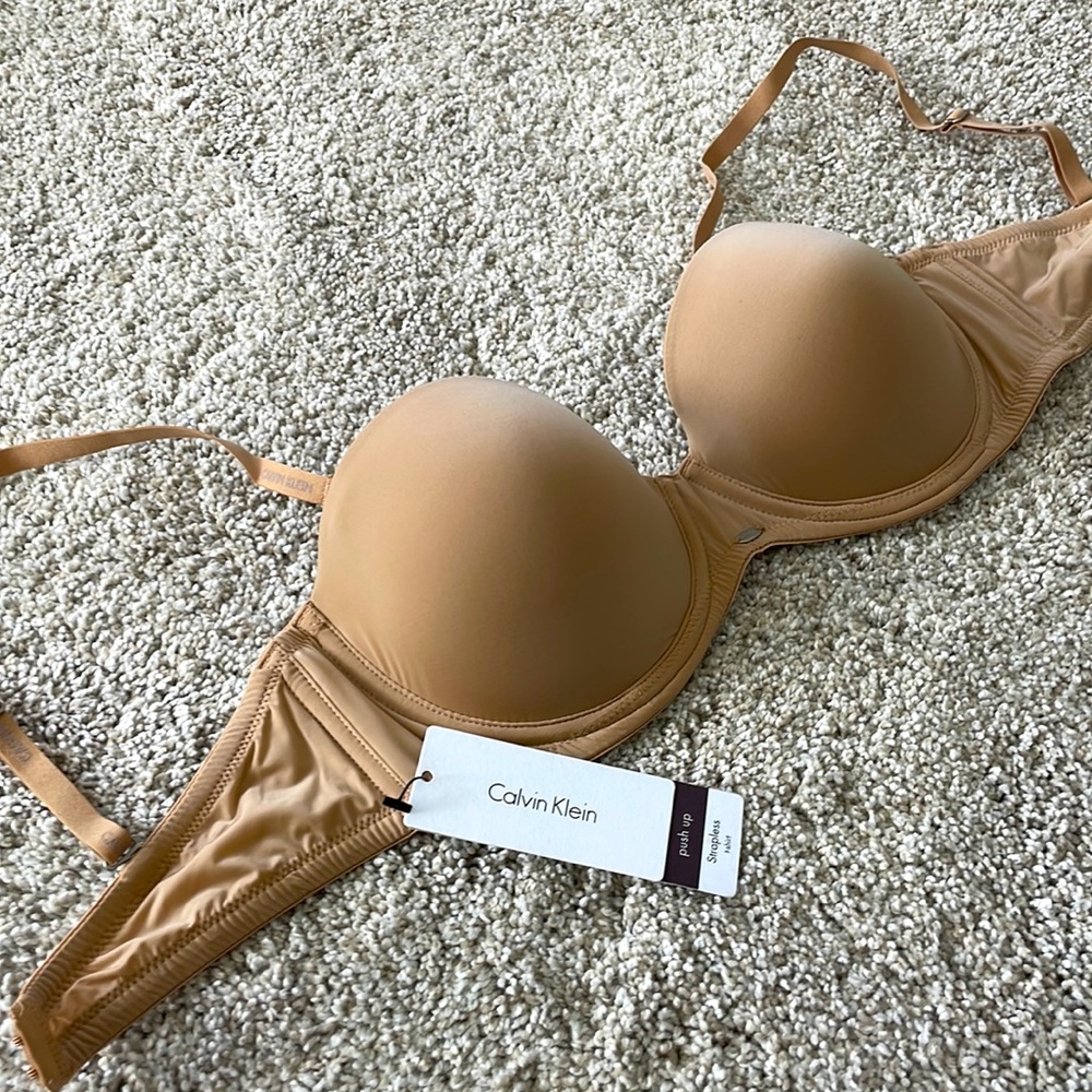 Calvin Klein 34C nude strapless bra